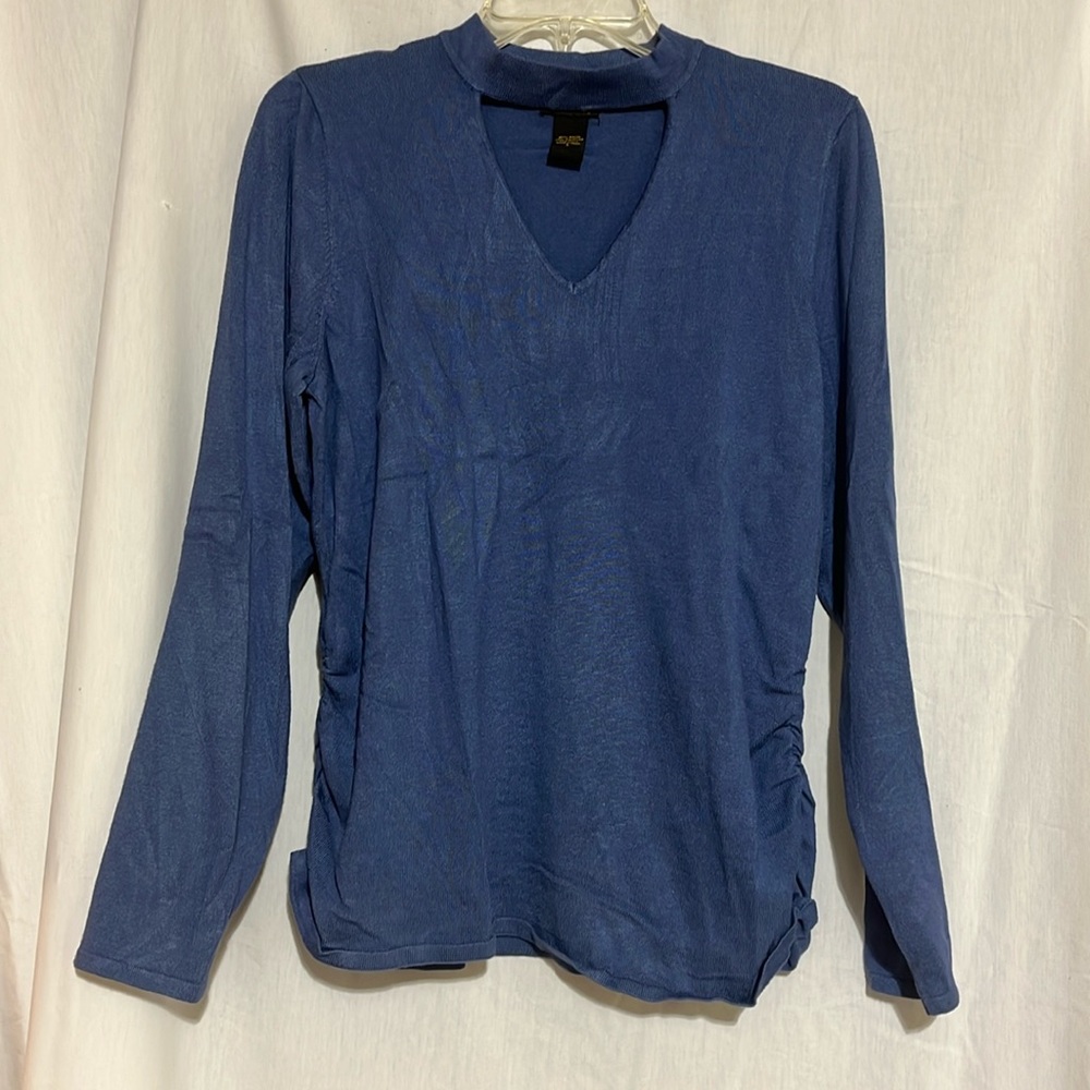 Women’s Lee keyhole  knitted long sleeve lightweight sweater size large